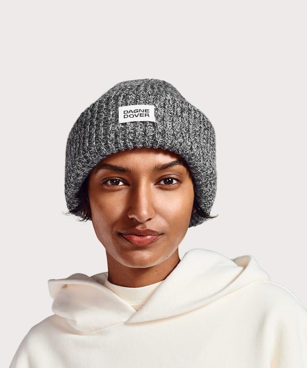 Chunky Knit Beanie in Onyx Marble